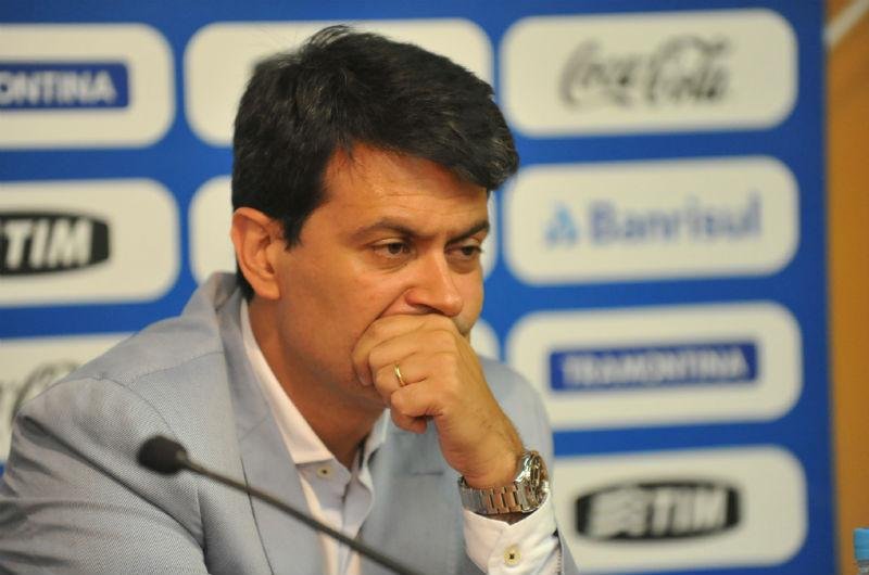 Rui Costa foi citado em s&uacute;mula por recclama&ccedil;&atilde;o a &aacute;rbitro