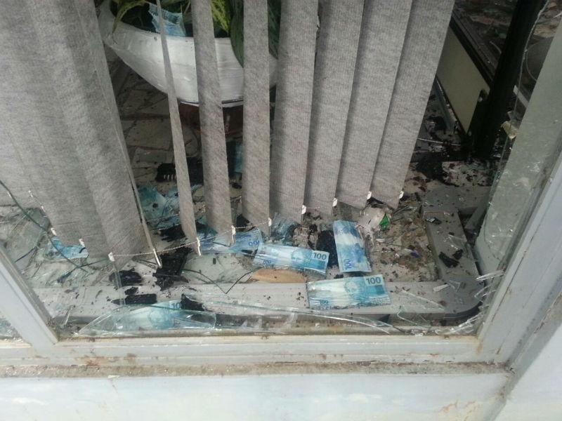 Ataque com explosivos a uma ag&ecirc;ncia do Banrisul