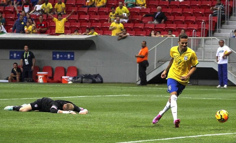 Luan marca gol mais r&aacute;pido da carreira pela sele&ccedil;&atilde;o ol&iacute;mpica