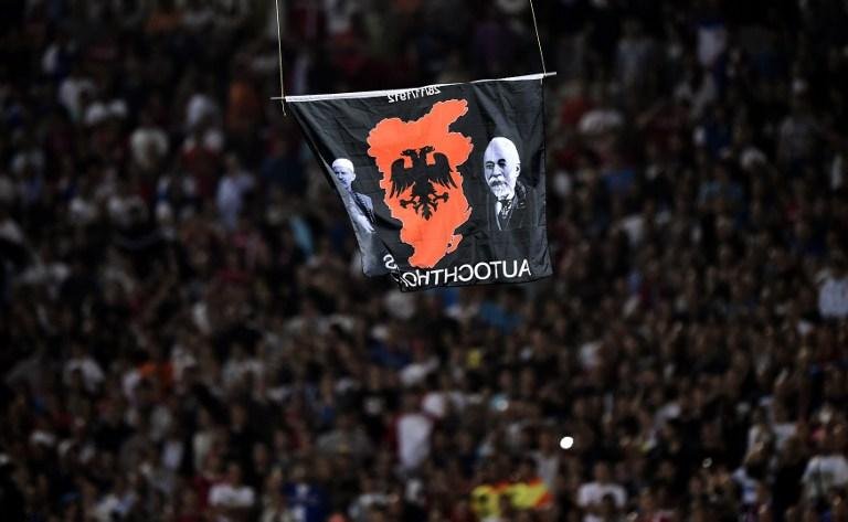 Olsi Rama teria fomentado utiliza&ccedil;&atilde;o de drone que entrou com bandeira albanesa em est&aacute;dio s&eacute;rvio