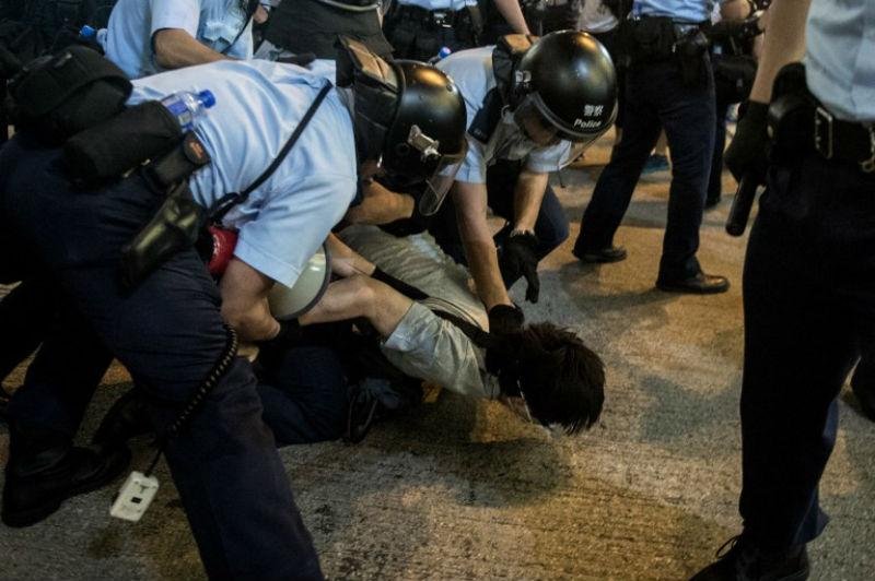 Estudantes conseguiram recuperar acampamento desmontado no dia anterior