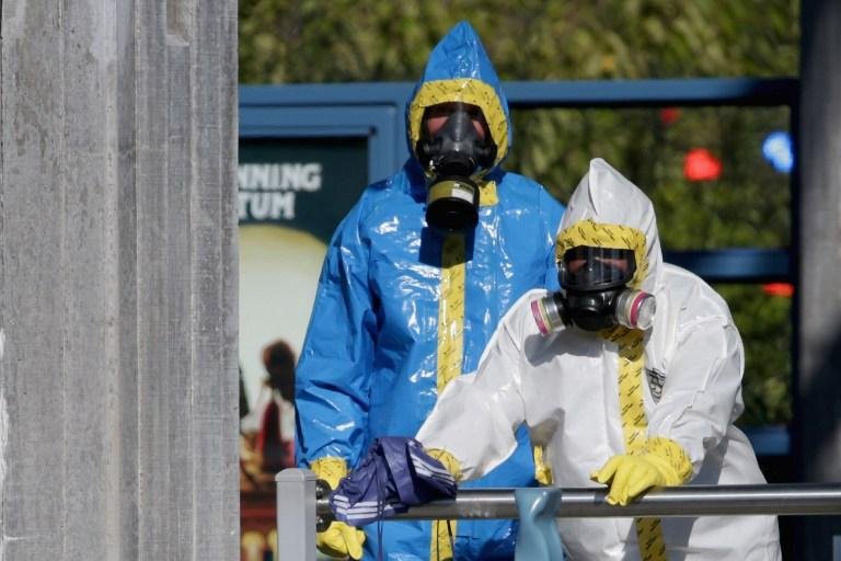 Ebola j&aacute; matou mais de 4500 pessoas
