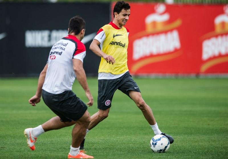 Alan Patrick permaneceria na equipe, aproximando-se de Nilmar