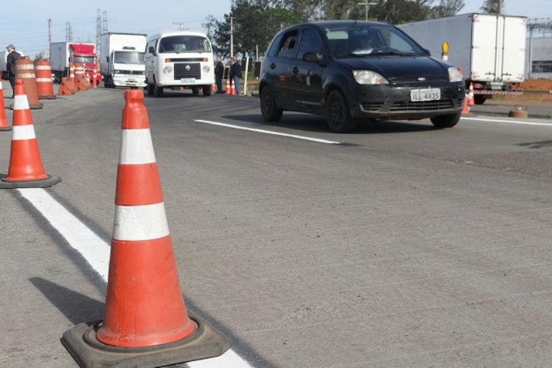 Previs&atilde;o &eacute; de que todo o trajeto de 22 quil&ocirc;metros tenha pista dupla at&eacute; o fim de 2015