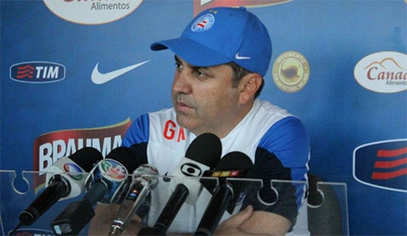 Gilson Kleina tem problemas para escalar time contra Inter