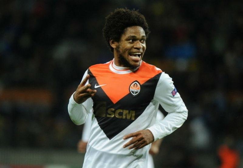 Luiz Adriano reclamou de manifesta&ccedil;&otilde;es racistas em jogo contra o BATE
