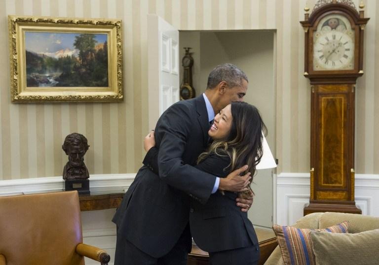 Obama se encontra com uma das enfermeiras curadas do Ebola