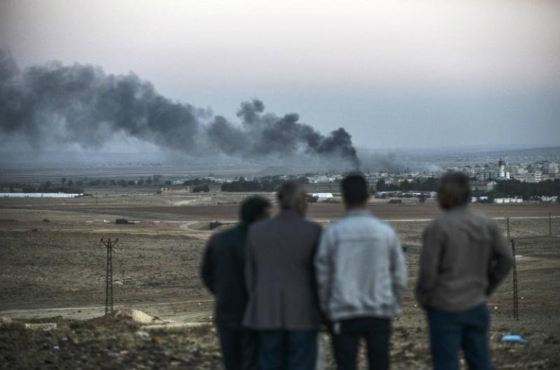 Novo ataque do grupo Estado Isl&acirc;mico na fronteira turca em Kobane