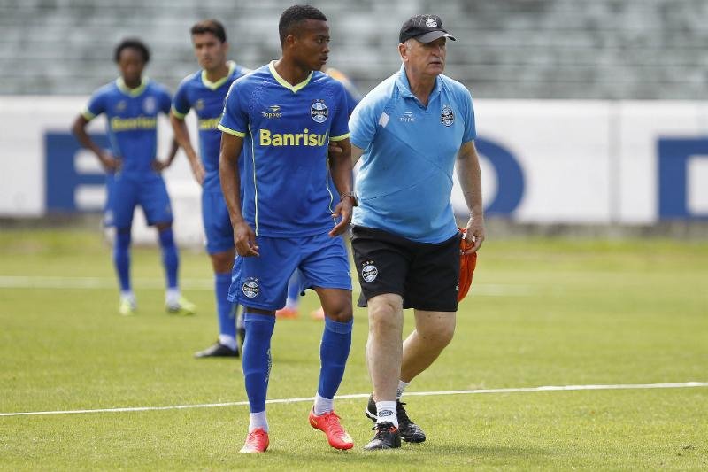 Jovem Erik deve ser a novidade no time de Felip&atilde;o a partir das 18h30min