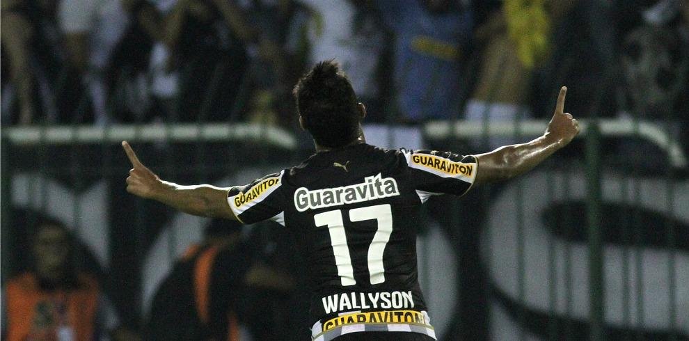 Botafogo vence cl&aacute;ssico contra o Flamengo em Manaus