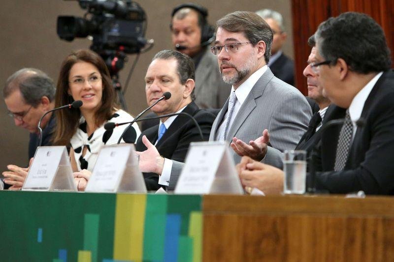 Presidente do TSE pediu uni&atilde;o ap&oacute;s elei&ccedil;&otilde;es