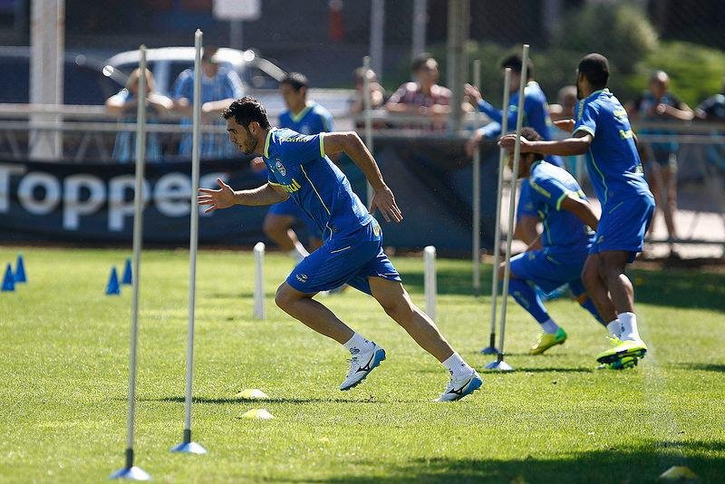 Rhodolfo participou de treino f&iacute;sico pela manh&atilde;