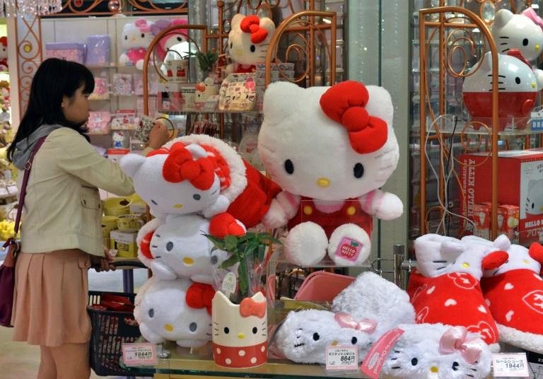Hello Kitty completa 40 anos divertindo crian&ccedil;as e adultos