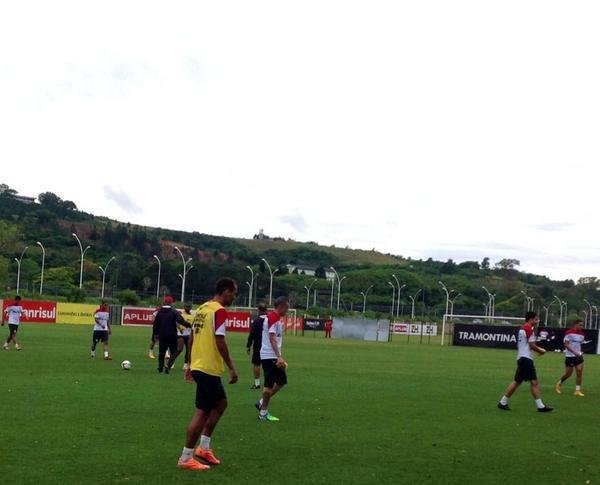 Alex foi novamente aus&ecirc;ncia no treino do Inter