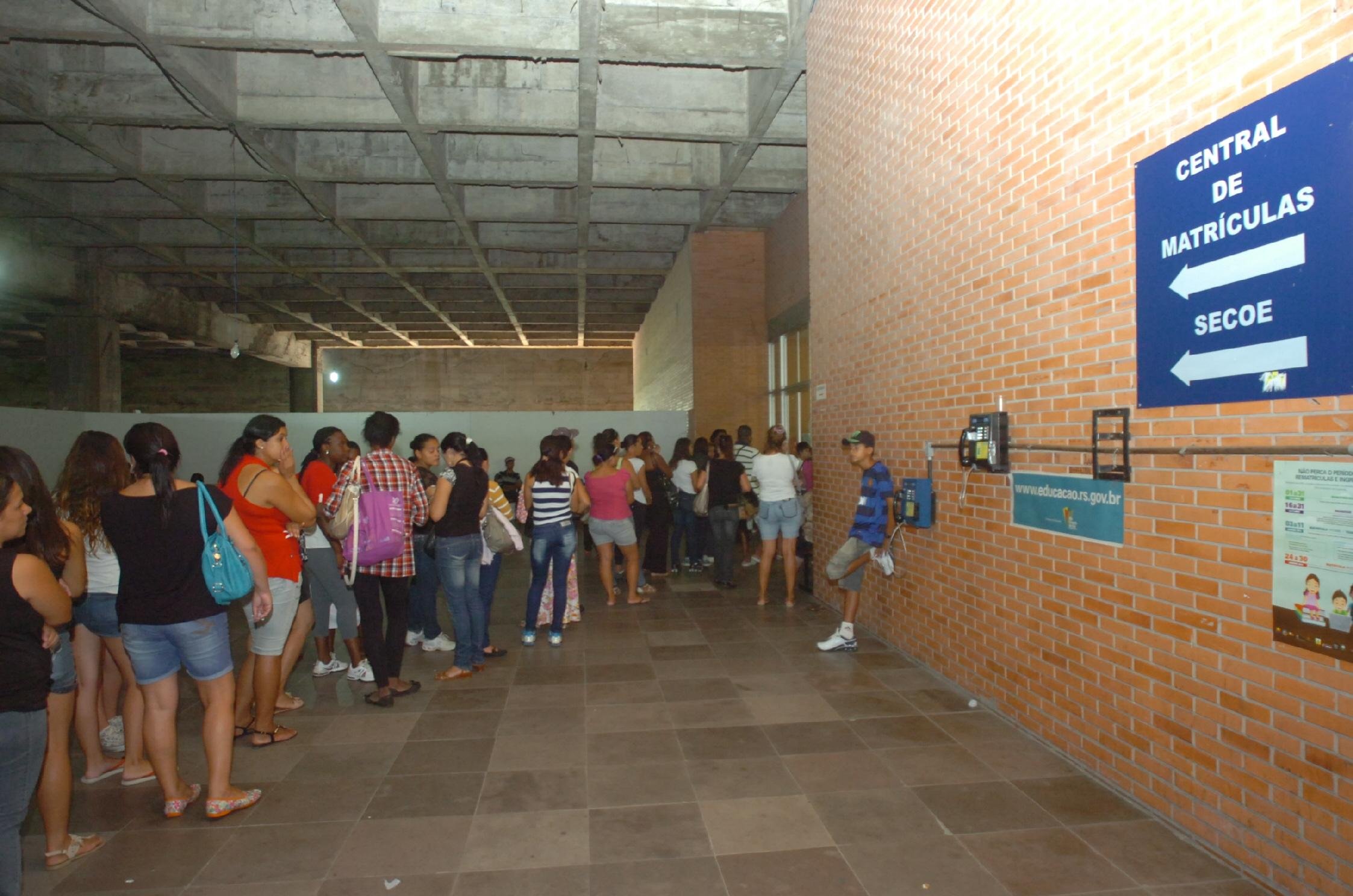 Alunos de escolas p&uacute;blicas do Estado t&ecirc;m at&eacute; o final do dia desta sexta-feira para solicitar rematr&iacute;cula para o pr&oacute;ximo ano
