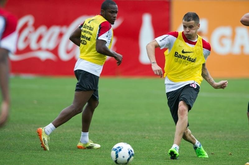 Inter aperfei&ccedil;oa bola parada no Parque Gigante  
