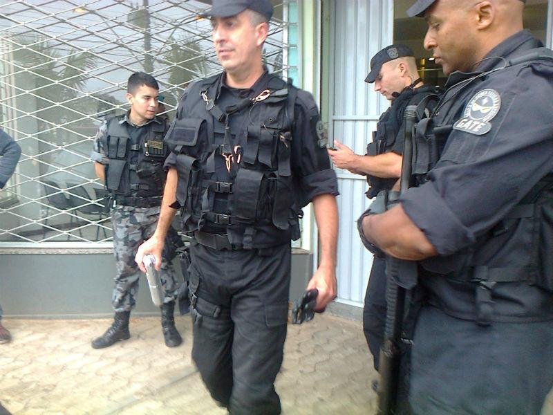 Bomba falsa foi apreendida pelo GATE
