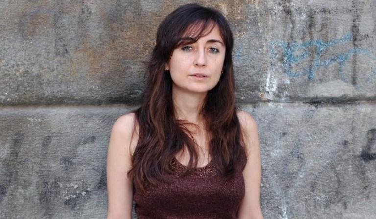 Elvira Navarro &eacute; considerada uma das melhores escritoras da Espanha