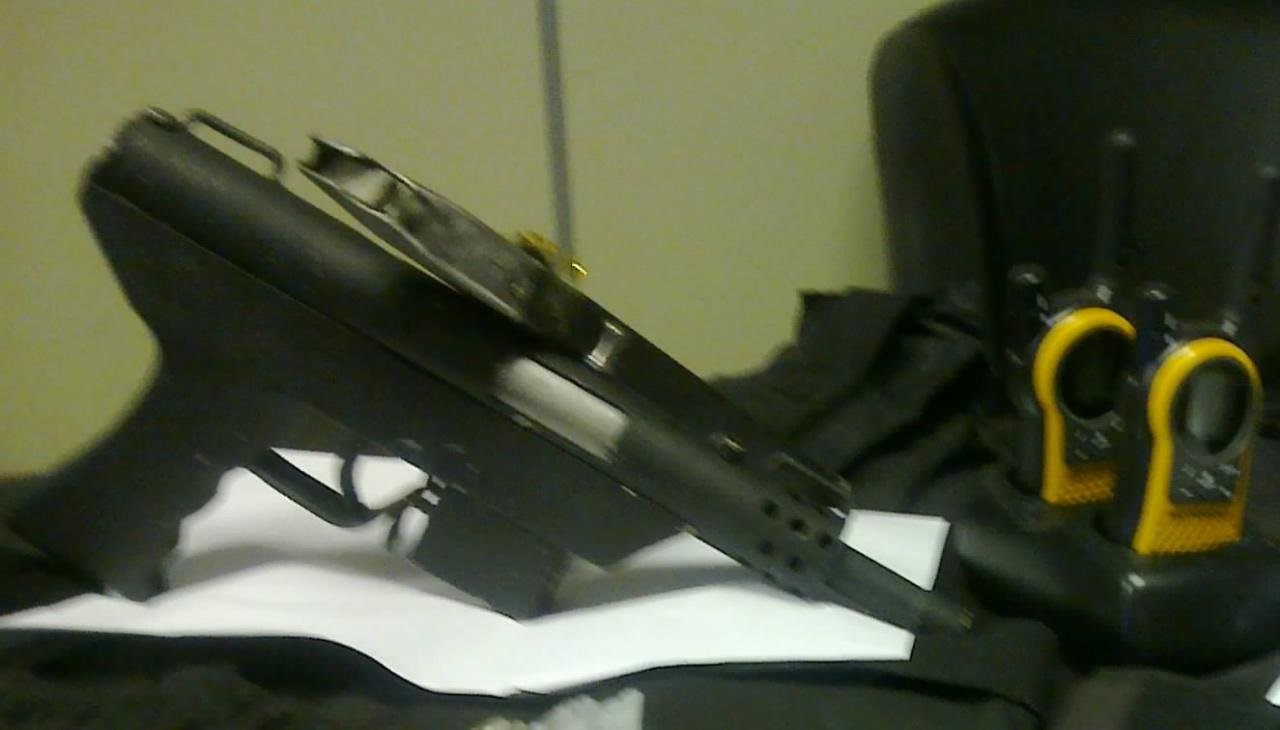 Arma foi apreendida em uma casa vazia em Gravata&iacute;