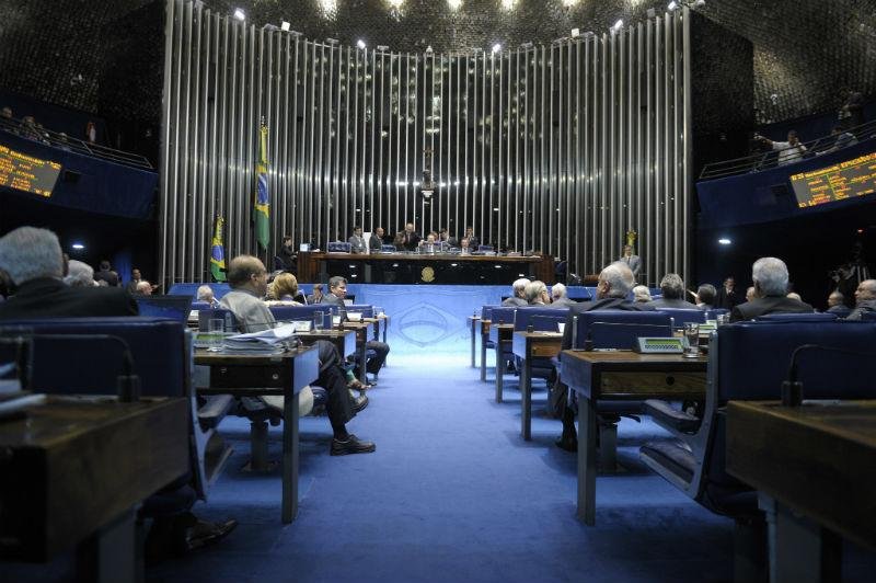 Senado aprova renegocia&ccedil;&atilde;o da d&iacute;vida dos estados