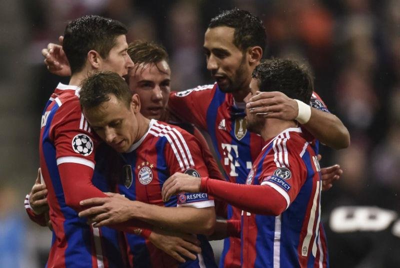 Bayern vence a Roma por 2 a 0 e mant&eacute;m 100% na Champions