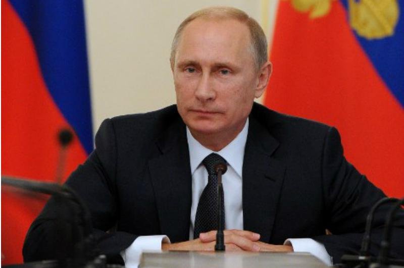 Oliver Stone quer fazer filme sobre Putin