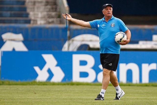 Felip&atilde;o deve solucionar hoje mist&eacute;rios do Gr&ecirc;mio para Gre-Nal  