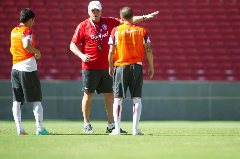 Inter mant&eacute;m rotina e fecha treino no Beira-Rio