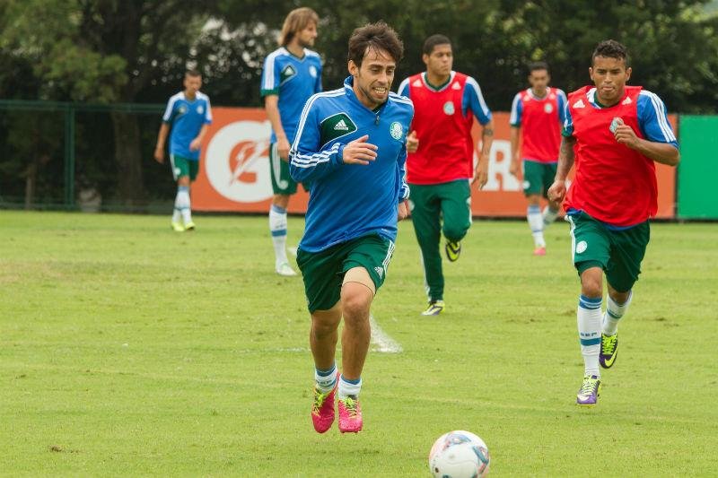 Precisa ter elenco, avisa Vald&iacute;via ap&oacute;s nova derrota do Palmeiras 