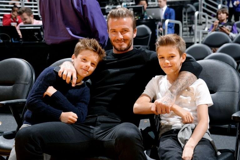 Filho mais velho de Beckham acerta com Arsenal