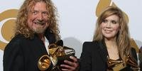 Robert Plant recusa contrato para retorno da Led Zeppelin de 500 milhões euros