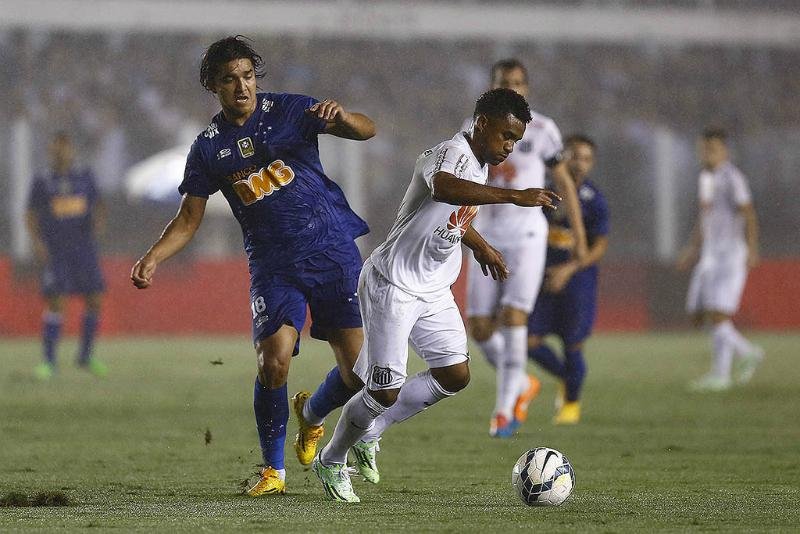 Centroavante tamb&eacute;m alcan&ccedil;ou sua melhor temporada como goleador no clube