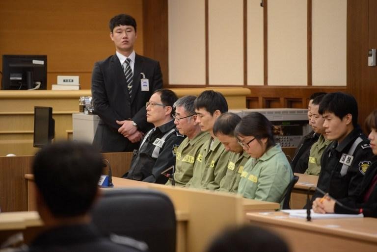 Capit&atilde;o da balsa sul-coreana que afundou &eacute; condenado a 36 anos de pris&atilde;o