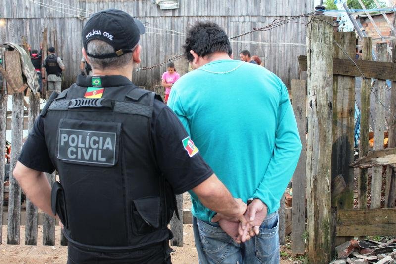 L&iacute;der do tr&aacute;fico na vila Amaz&ocirc;nia foi preso nessa manh&atilde;
