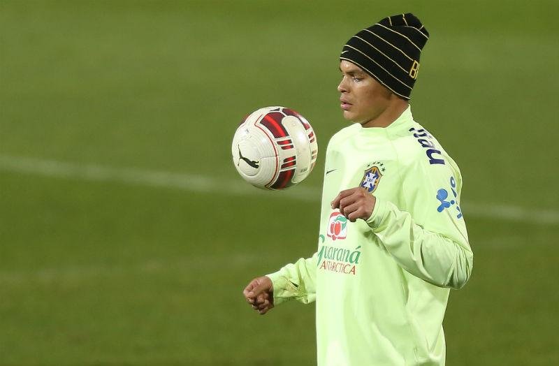 Thiago Silva desabafa e lamenta perda da bra&ccedil;adeira de capit&atilde;o 