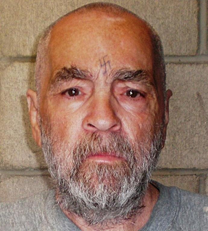 Charles Manson se casar&aacute; na pris&atilde;o com jovem de 26 anos