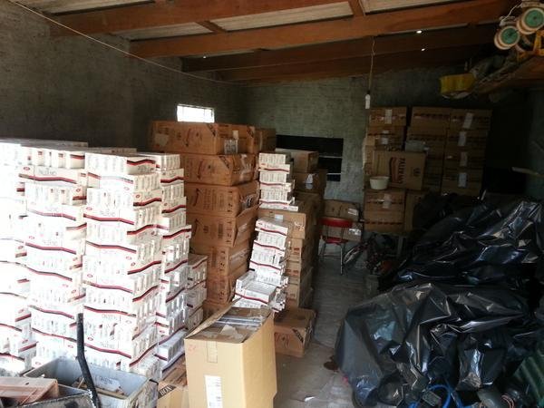 Apreendidos quase 70 mil ma&ccedil;os de cigarro contrabandeado em S&atilde;o Louren&ccedil;o do Sul