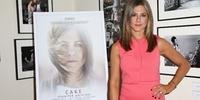Jennifer Aniston promove novo filme ao lado do marido nos EUA