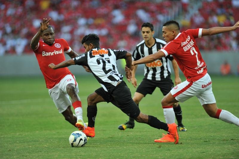 Willians e Gilberto marcam jogadores do Atl&eacute;tico-MG