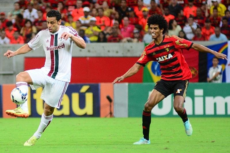 Fred marca no fim do jogo e salva o Fluminense da derrota no Recife