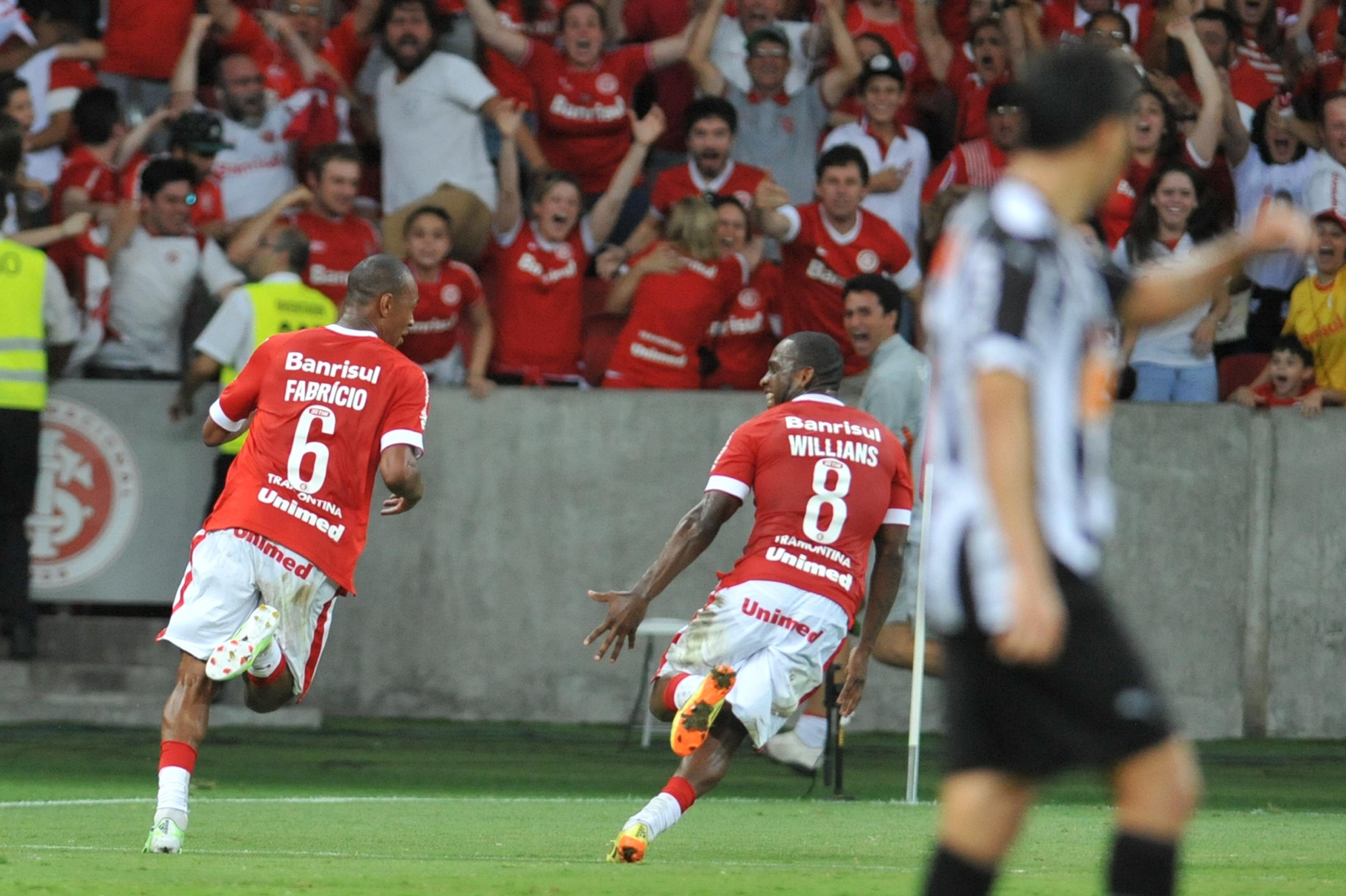 Medeiros destacou garra do Inter na vit&oacute;ria sobre o Atl&eacute;tico-MG