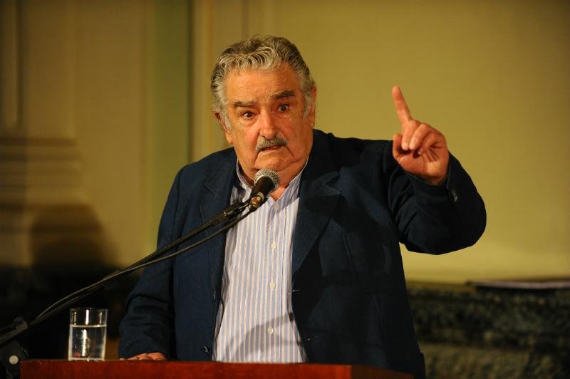 Presidente uruguaio disse que Estado mexicano seria um &acute;Estado falido`