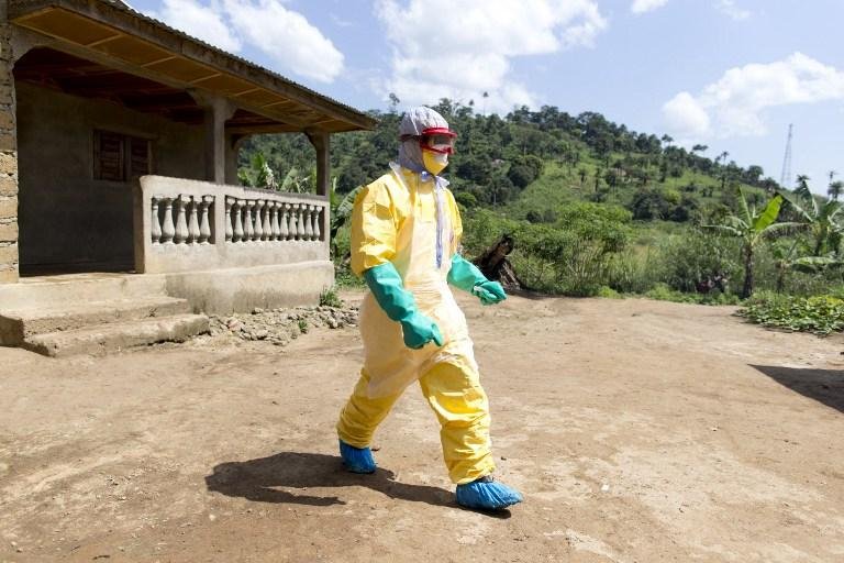 M&eacute;dico italiano contrai ebola em Serra Leoa