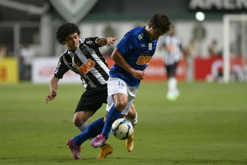 Clube espanhol j&aacute; teria iniciado contatos para negociar com Lucas Silva 