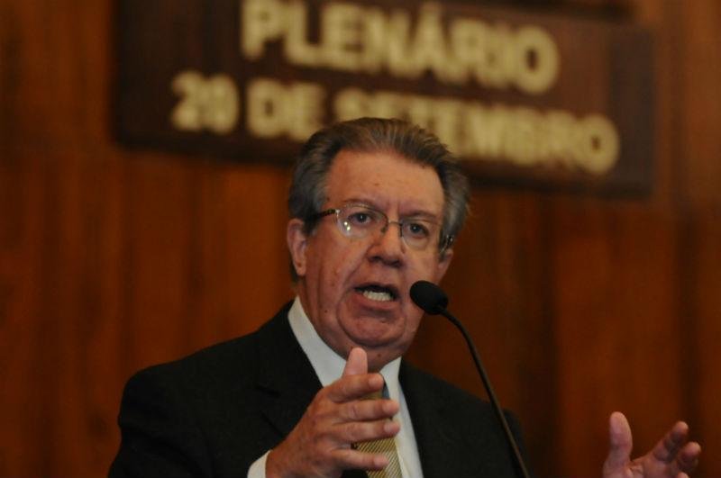 Deputado Raul Pont (PT) adiantou que o PT pode recorrer &agrave; Justi&ccedil;a