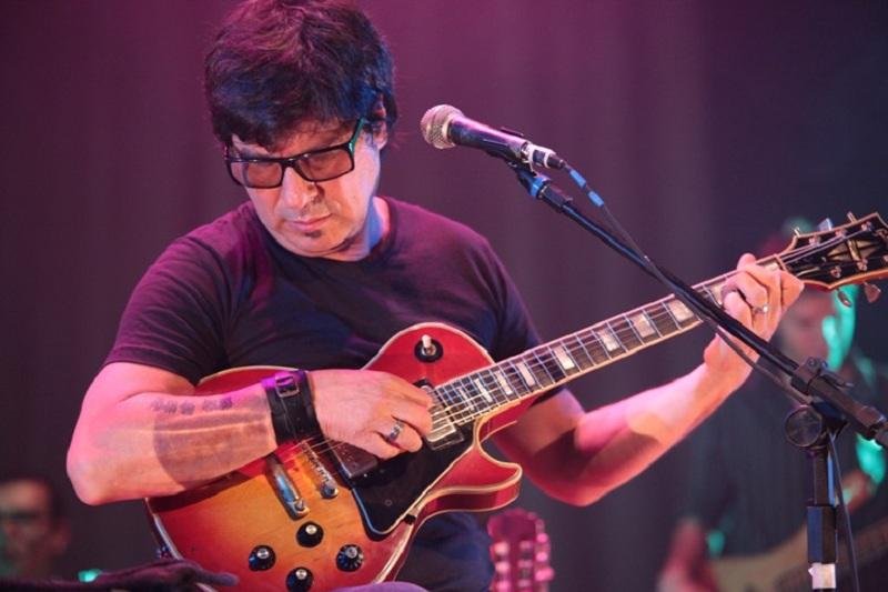 Todas as m&uacute;sicas s&atilde;o composi&ccedil;&otilde;es pr&oacute;prias do artista