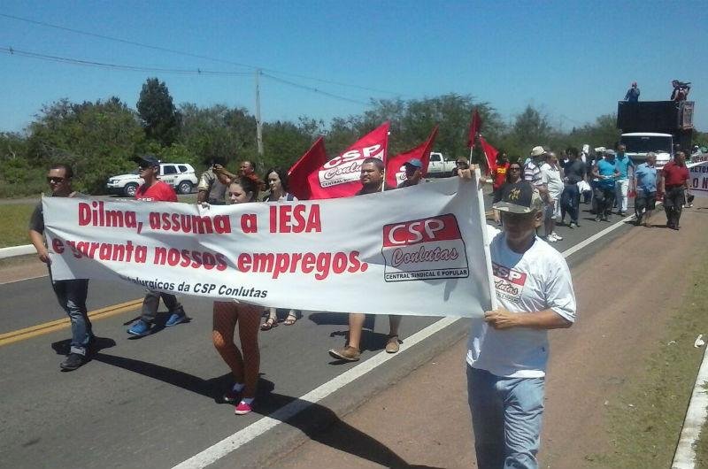 Funcion&aacute;rios da Iesa fazem manifesta&ccedil;&atilde;o em Charqueadas