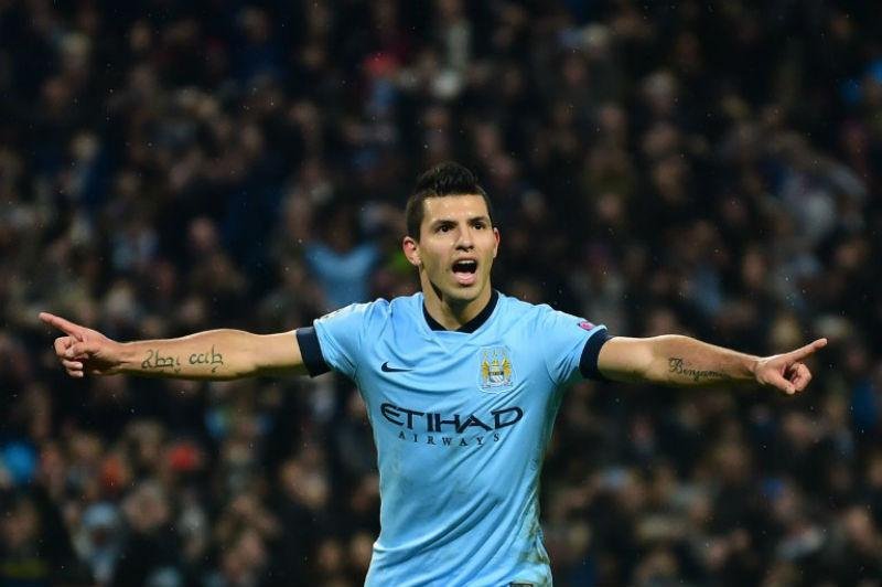 Manuel Pellegrini diz que atacante pode superar o portugu&ecirc;s e seu compatriota no futuro