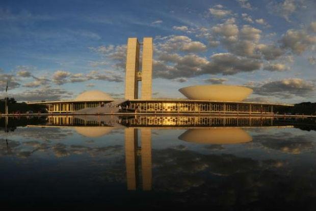 Meta fiscal e Or&ccedil;amento 2015 est&atilde;o na fila de vota&ccedil;&atilde;o do Congresso