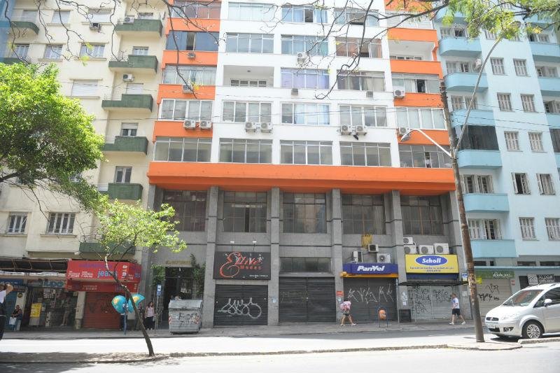Nove ficaram feridos na queda de elevador